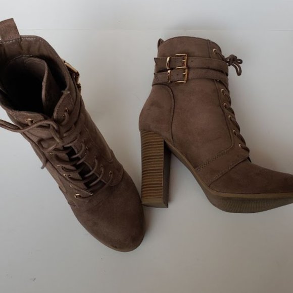 Square Toe Boots Short Heel Size 9 Wild Diva - Picture 8 of 9